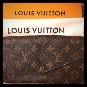 Louis Vuitton pochette